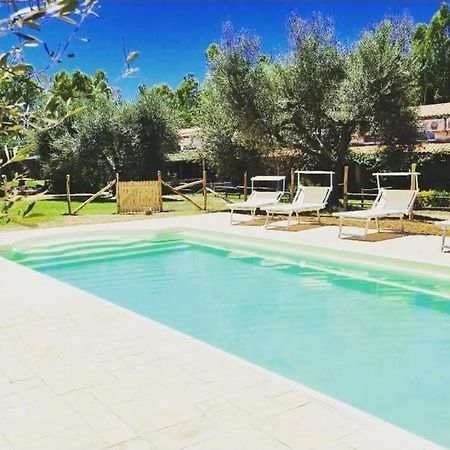Il Piccolo Borgo Apartment มอนตัลโต ดิ กัสโตร ภายนอก รูปภาพ